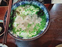 -老新隆牛肉锅贴(新街口店)