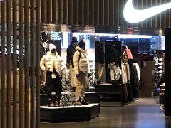 -NIKE品牌体验店(金源新燕莎店)
