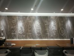 大堂-龙治汉堡(中华城店)