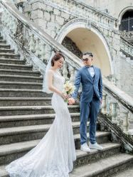 -现代经典婚纱摄影