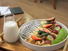 -Mark&Mars Restaurant
