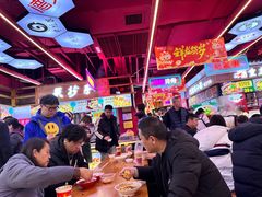 -八一好吃街·高品美食广场