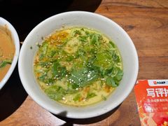 -万记麻辣烫国展总店