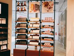 -Laderach 莱德拉(上海环贸iapm店)