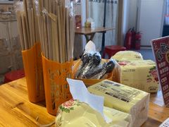 -柳州肥姨妈大骨螺蛳粉(老闵行店)