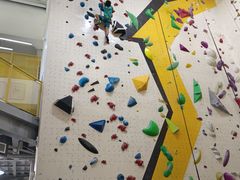 -问山MountQuest攀岩馆