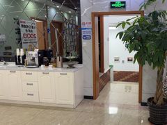 -茂菊口腔连锁(浦东南路店)