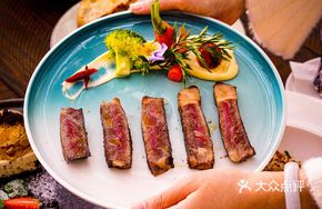 Dry-Aged Australian Black Angus Ribeye Steak