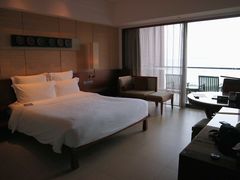 -三亚湾海居铂尔曼度假酒店