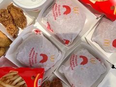 -麦当劳(CP静安店)