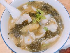 酸菜黑鱼面-贯一台湾牛肉面(八一七中路店)