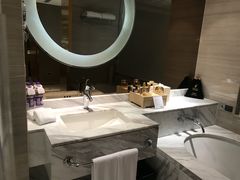 -上海中航虹桥机场泊悦酒店