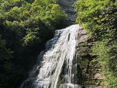 -鹿院坪生态旅游景区