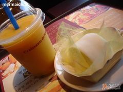橙汁+蛋糕-可颂坊(中心书城店)