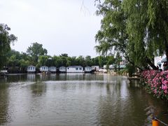 -金庭庄园酒店-停车场