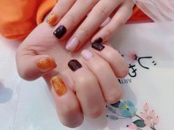 -吉吉靓甲美睫