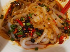 -兔行天下-鸿鹤鲜锅兔(中海国际店)