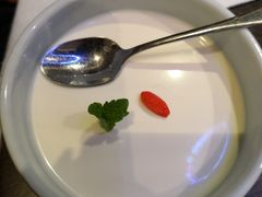 自制鲜奶冻-万丽轩·粤菜(王府井金茂万丽酒店)
