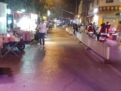 -七公里小吃街(海埂路店)