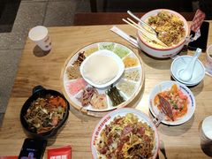 -怪噜范·老贵阳街头名小吃(鸿通城店)