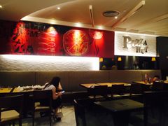 -必胜客(WOW中心城店)