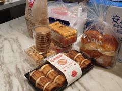 -万利隆·活力烘焙(人民路店)