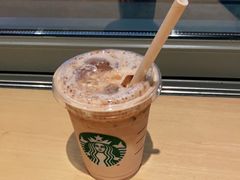 -星巴克(长沙友阿奥特莱斯店)