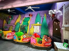 -顺德大良半月城游乐场