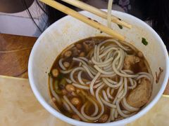 -覃肥叔桂林米粉(粮道街店)