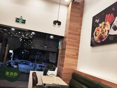 -佰搭果·广式茶餐厅(西华路店)