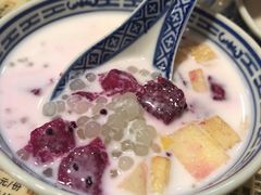 牛奶杂果西米露-双喜老铺(人民广场店)