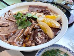 -潮界(LU·ONE凯德晶萃广场店)