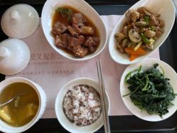 -金芙美月子中心(财富别墅店)