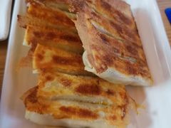 韭菜大肉锅贴-众口斋锅贴(银泰城店)