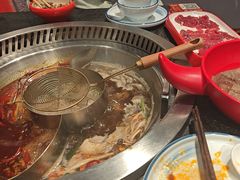 -醉董牛川派鲜肉自选火锅(烟台店)