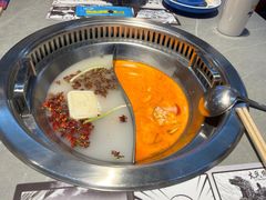 -生活如沸·顺德水牛奶火锅(人民广场店)