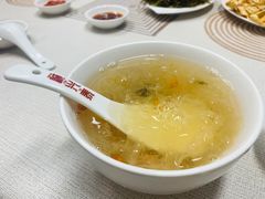 冰糖银耳莲子羹-诚兴泰蟹黄灌汤包(六年匠心传承-黄土岭店)