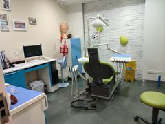 -极光口腔·矫正种植修复(锦江店)