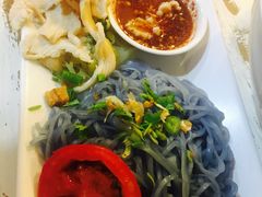 -蝶豆花蓝面条