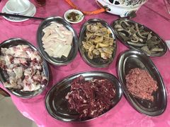 -五洞培记山庄·鲜牛肉火锅