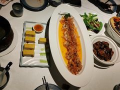 -八府香鸭·啫啫煲(华山路店)