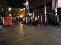 -吉庆街美食广场