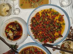 -华光驿站私房菜·黑金冠