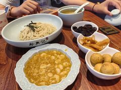 -裕兴记•蟹黄面馆(人民广场店)