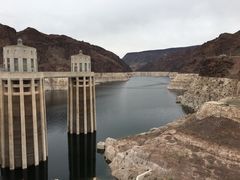 -胡佛水坝