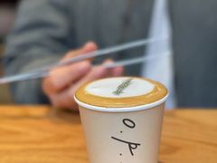 蛋酒拿铁-O.P.S. CAFE