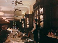 -LONG BAR 廊吧(外滩华尔道夫酒店)