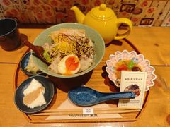 -啢啢茶寮(芳华横街店)