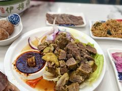 -伊穆祥牛肉面总店·清真