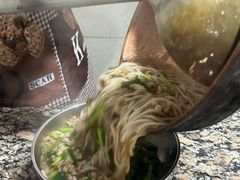 -正宗杨记普洱酸醋米线(总店)